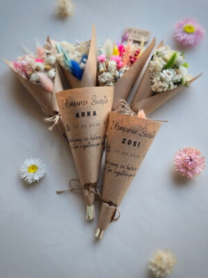 Personalizowane podziękowania na Komunię - mini bukieciki z suszonych kwiatów