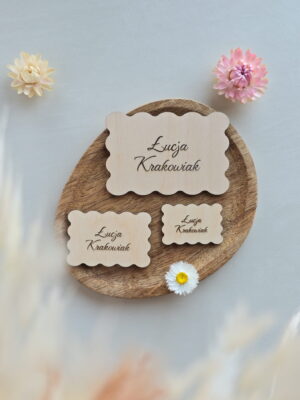 Falowane winietki z grawerem - trzy rozmiary do wyboru